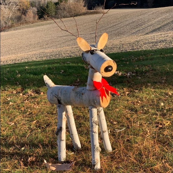 Handmade 🇨🇦 lovely wooden birch Reindeer - Picture 1 of 4